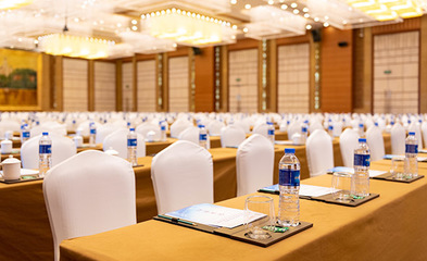 逍品商旅 專業(yè)廣告設(shè)計(jì)，塑造品牌高端形象